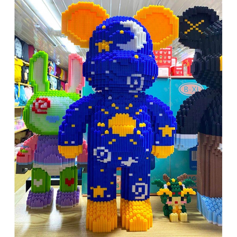 Bearbrick Stars 9161 — фрагмент модели с «звёздным» дизайном