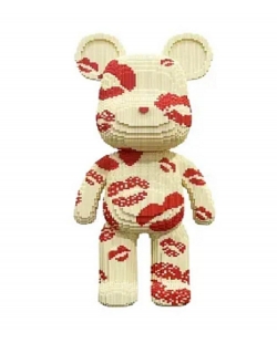 3D конструктор Мишка Поцелуй KISSES Bearbrick 45 см. 3500 деталей